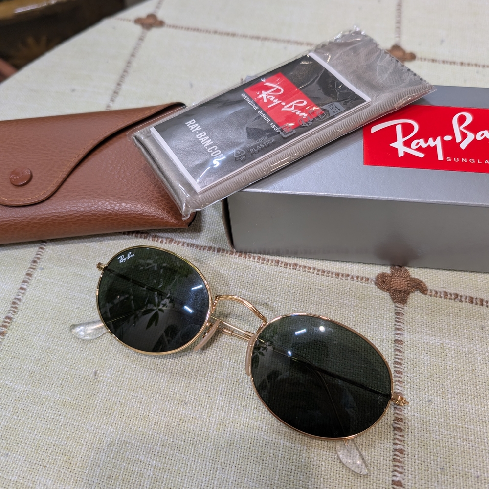 Ray-Ban Classic Gold Frame Sunglasses